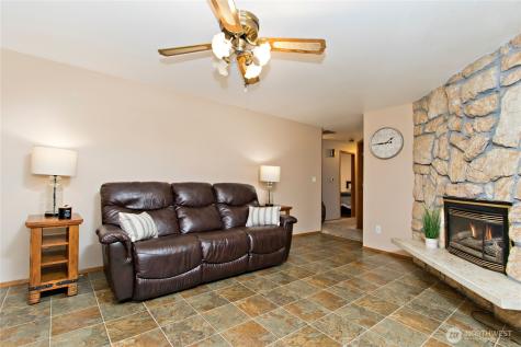 25040 180th Avenue SE Kent WA 98042