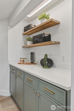 15211 61st Place NE Kenmore WA 98028