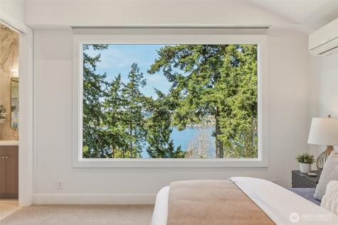 15211 61st Place NE Kenmore WA 98028