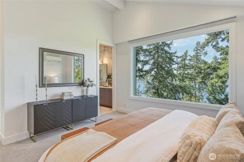 15211 61st Place NE Kenmore WA 98028