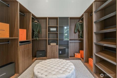 15211 61st Place NE Kenmore WA 98028