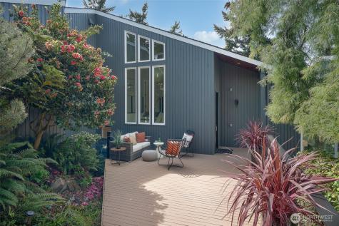 15211 61st Place NE Kenmore WA 98028