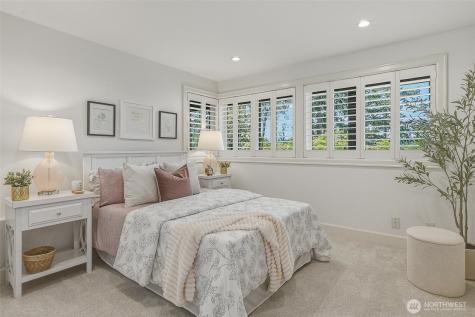15211 61st Place NE Kenmore WA 98028