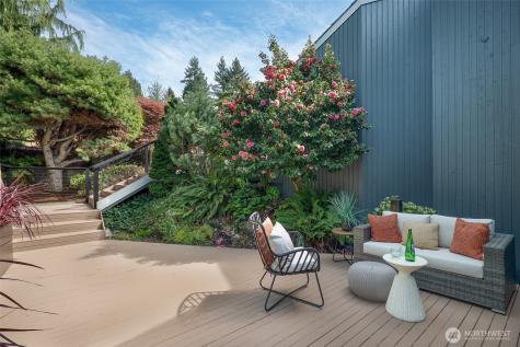 15211 61st Place NE Kenmore WA 98028