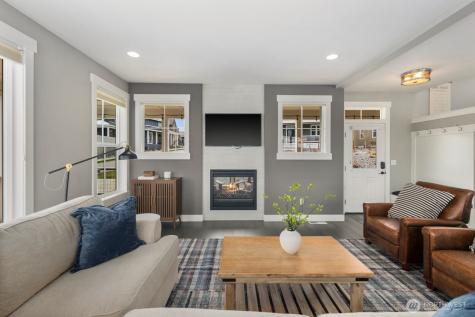 298 Bobcat Lane Chelan WA 98816