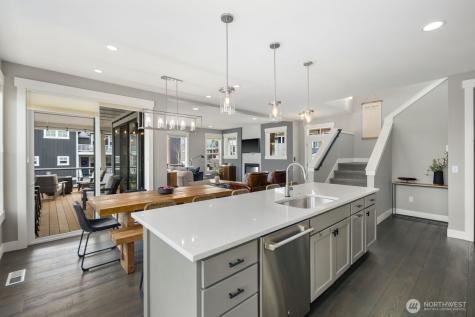 298 Bobcat Lane Chelan WA 98816