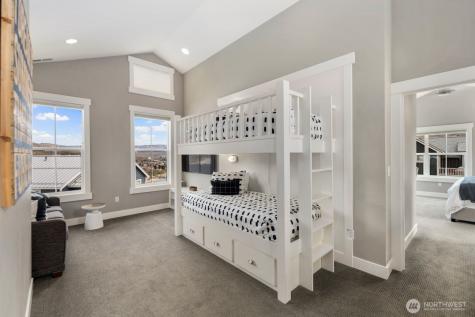 298 Bobcat Lane Chelan WA 98816