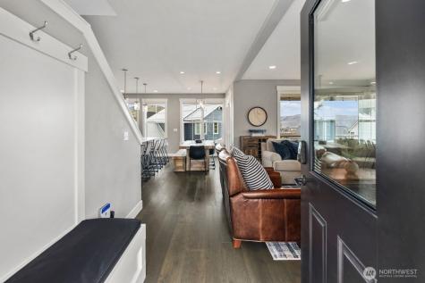 298 Bobcat Lane Chelan WA 98816