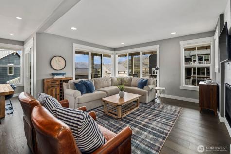 298 Bobcat Lane Chelan WA 98816