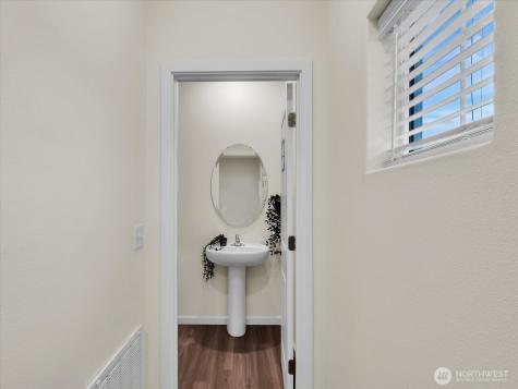 6412 121st Avenue E Puyallup WA 98372