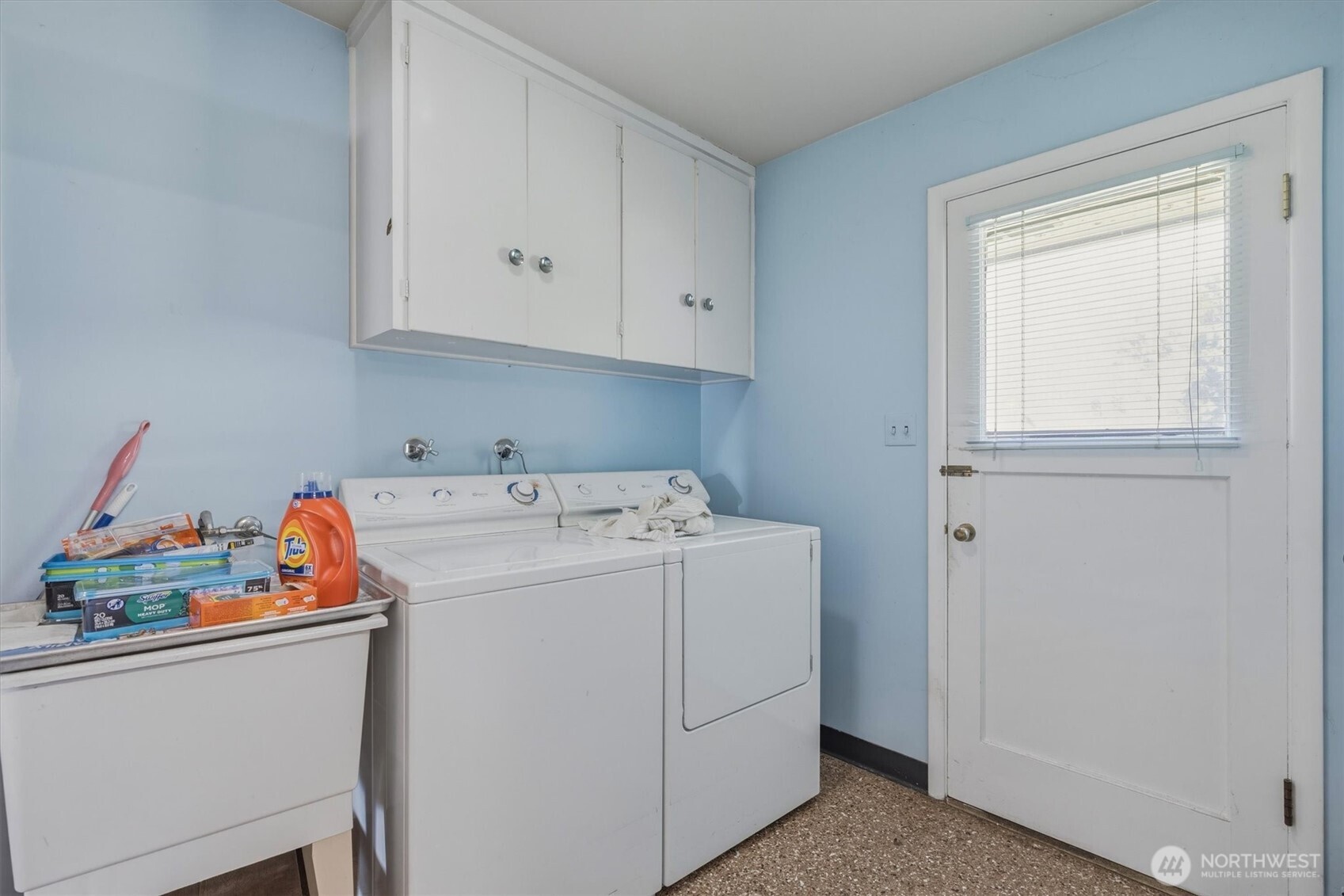 2014 Ocean Beach Highway Longview WA 98632
