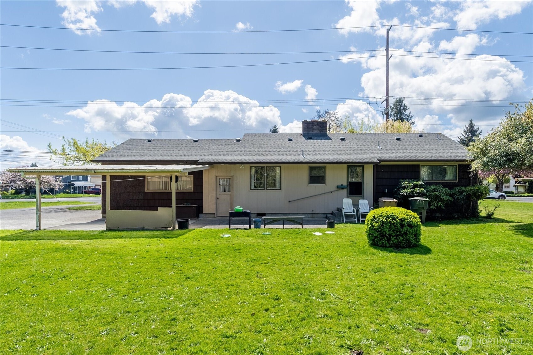 2014 Ocean Beach Highway Longview WA 98632