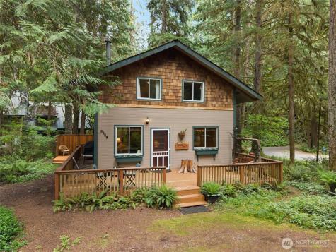 6989 Snoqualmie Place Glacier WA 98244
