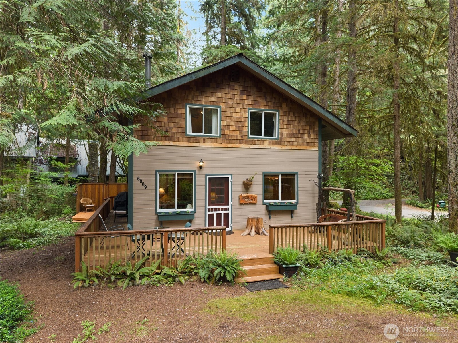 6989 Snoqualmie Place Glacier WA 98244
