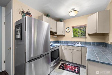 6989 Snoqualmie Place Glacier WA 98244
