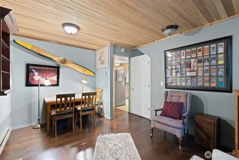 6989 Snoqualmie Place Glacier WA 98244