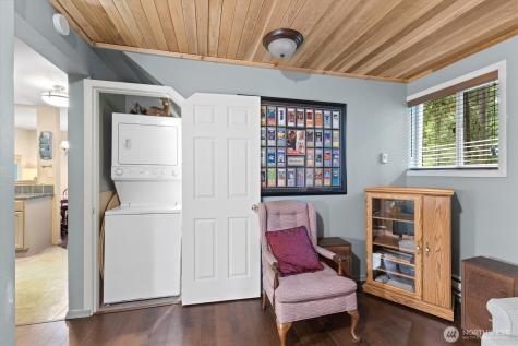 6989 Snoqualmie Place Glacier WA 98244