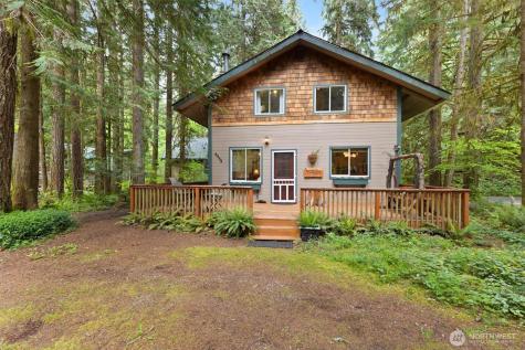 6989 Snoqualmie Place Glacier WA 98244