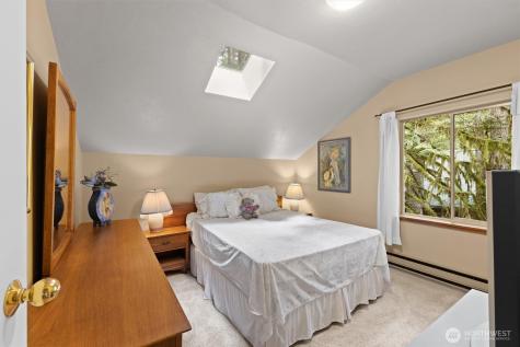 6989 Snoqualmie Place Glacier WA 98244