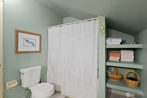 6989 Snoqualmie Place Glacier WA 98244