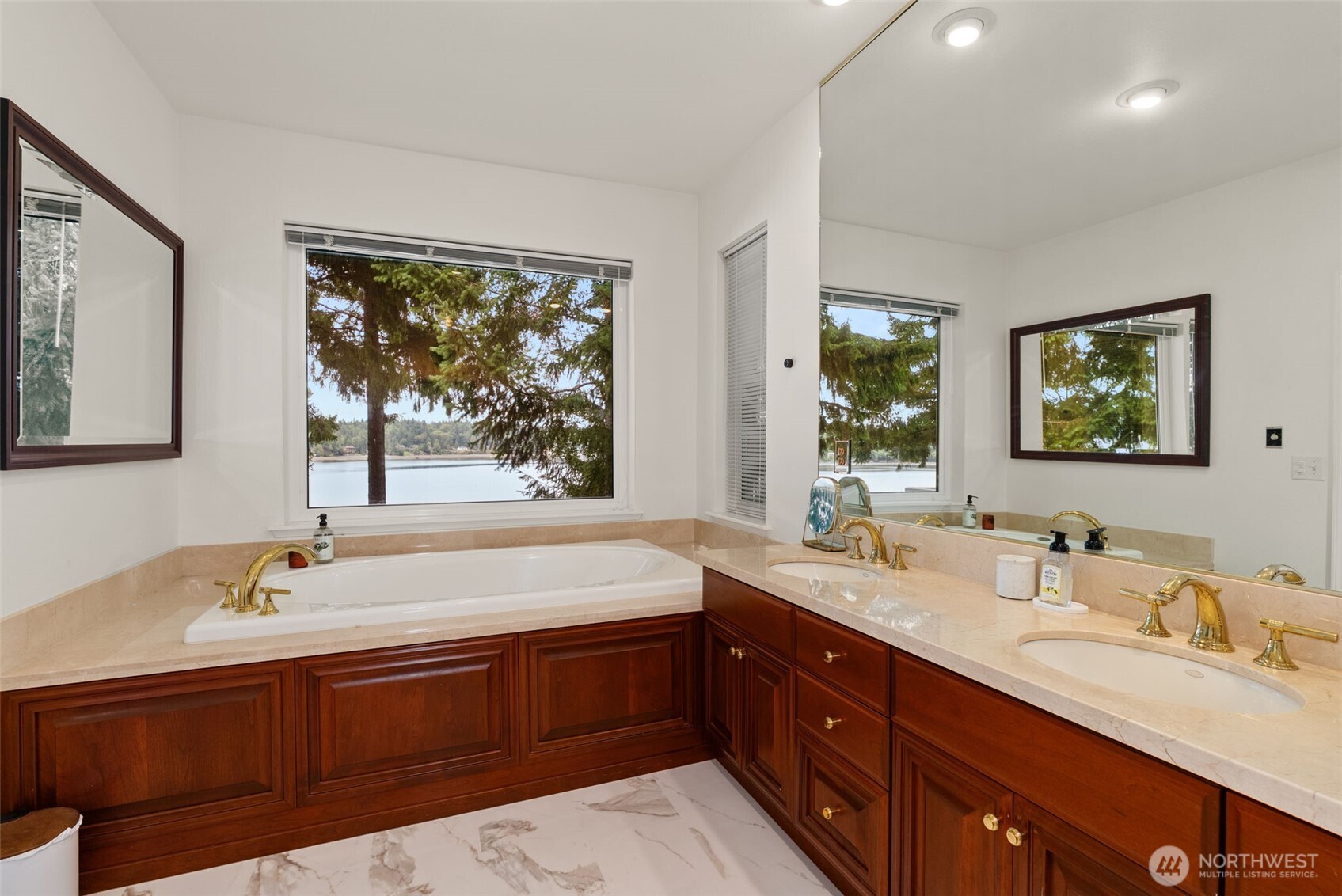 3236 Gravelly Beach Loop NW Olympia WA 98502