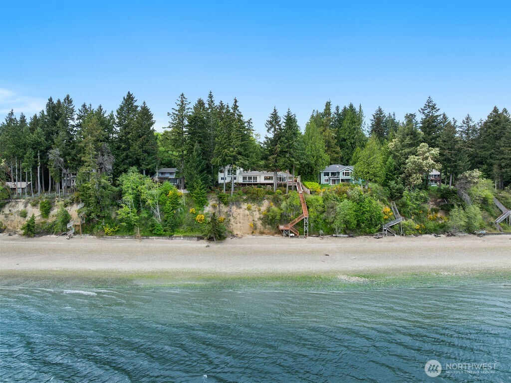 3236 Gravelly Beach Loop NW Olympia WA 98502