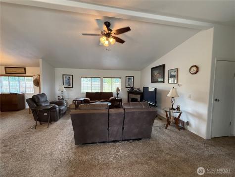 8713 F&s Grade Road Sedro Woolley WA 98284