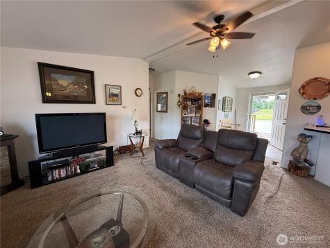 8713 F&s Grade Road Sedro Woolley WA 98284