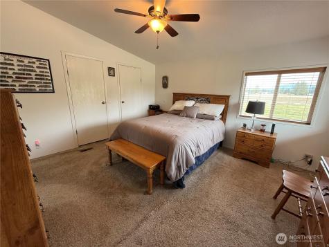 8713 F&s Grade Road Sedro Woolley WA 98284