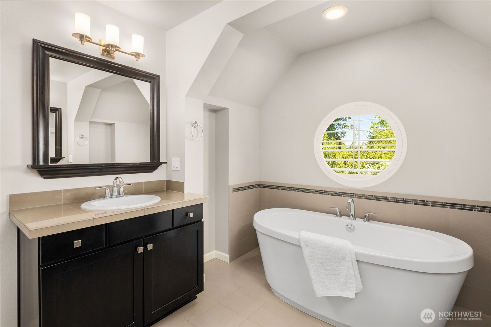 16159 SE 51st Place Bellevue WA 98006