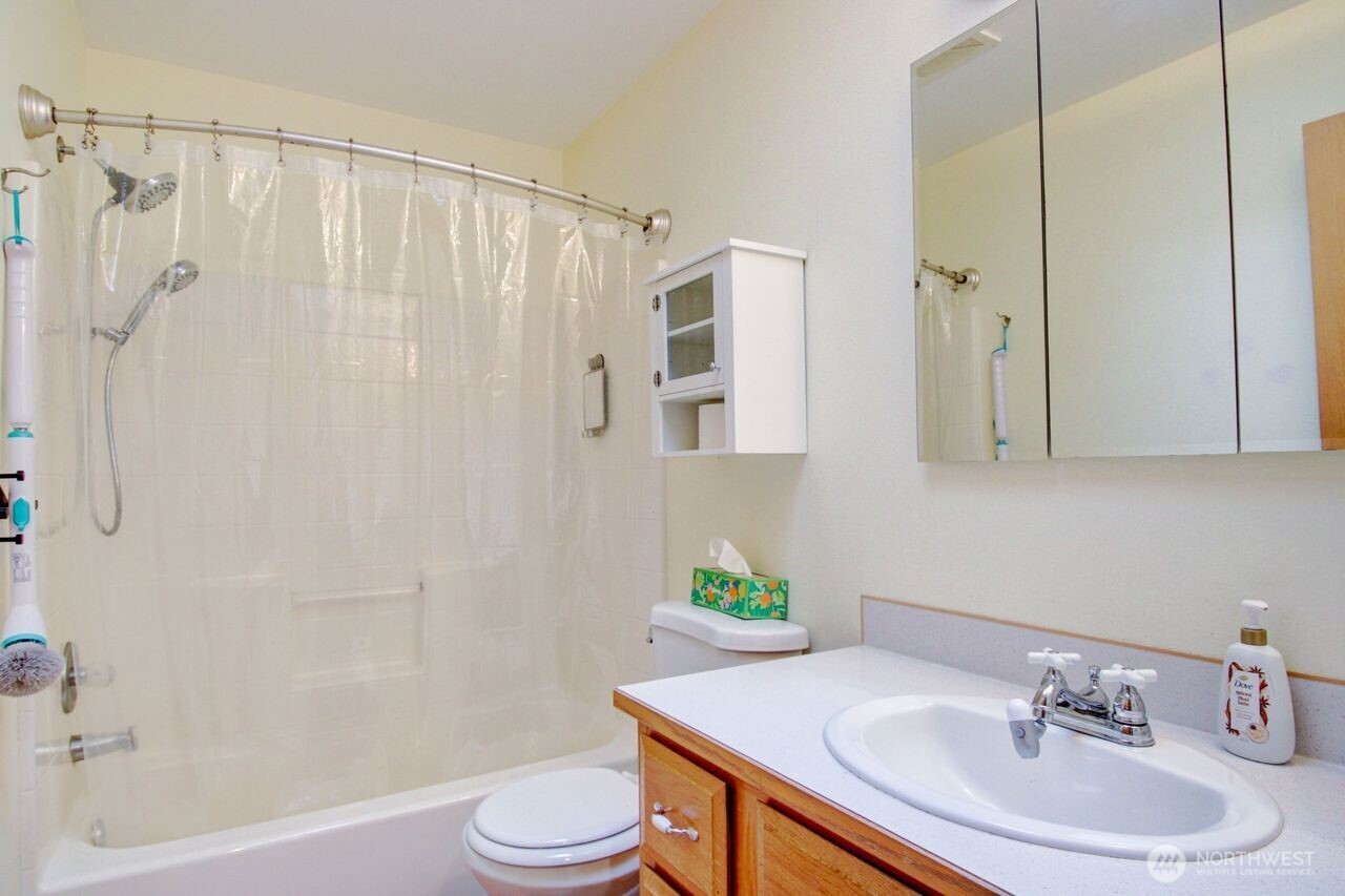 1711 25th H Court Anacortes WA 98221