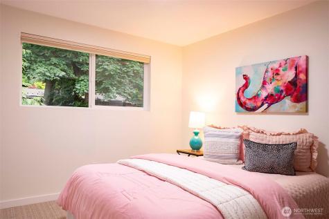 10761 Bill Point Crest NE Bainbridge Island WA 98110