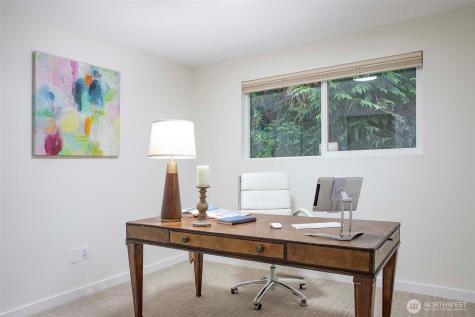 10761 Bill Point Crest NE Bainbridge Island WA 98110