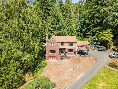 13117 Holmes Point Drive NE Kirkland WA 98034
