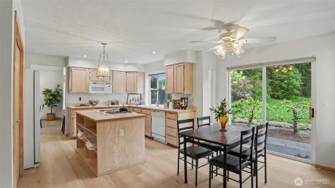22771 277th Place Maple Valley WA 98038