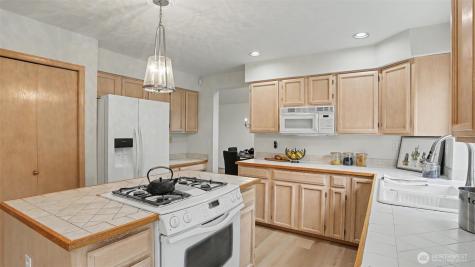 22771 277th Place Maple Valley WA 98038