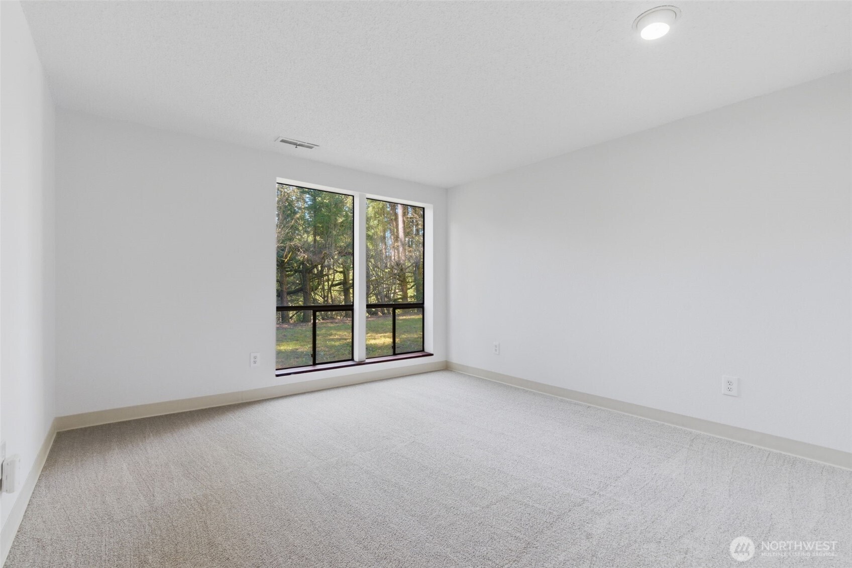 850 NE Rimrock Drive NE Bremerton WA 98311