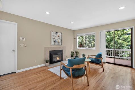 6162 144th Pl SE Bellevue WA 98006