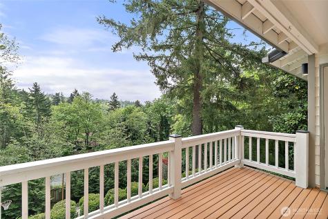 6162 144th Pl SE Bellevue WA 98006