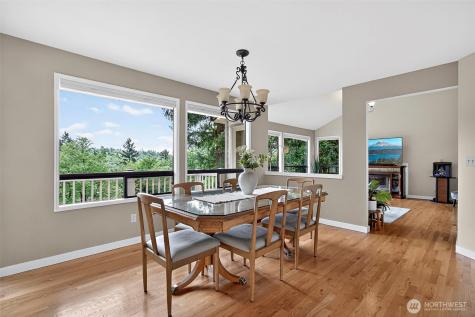 6162 144th Pl SE Bellevue WA 98006