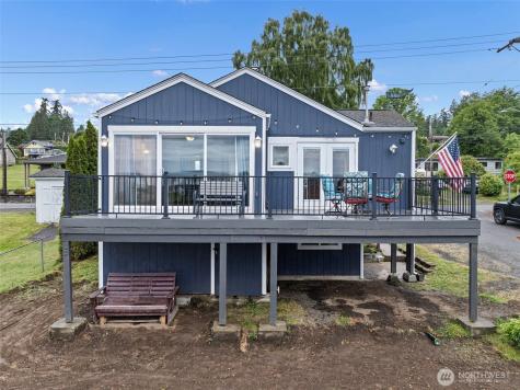 8016 E Daniels Loop Port Orchard WA 98366