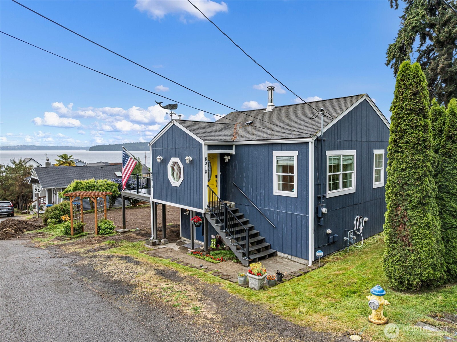 8016 E Daniels Loop Port Orchard WA 98366