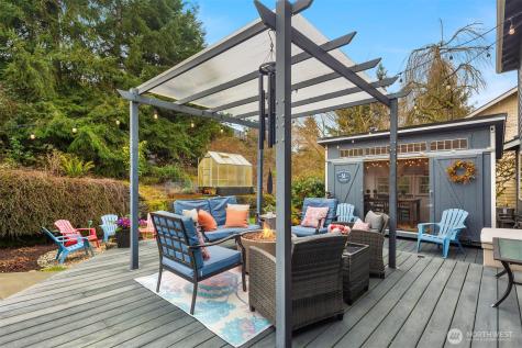 15749 142nd Place SE Renton WA 98058