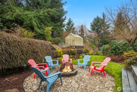 15749 142nd Place SE Renton WA 98058