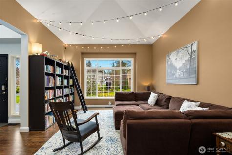 15749 142nd Place SE Renton WA 98058