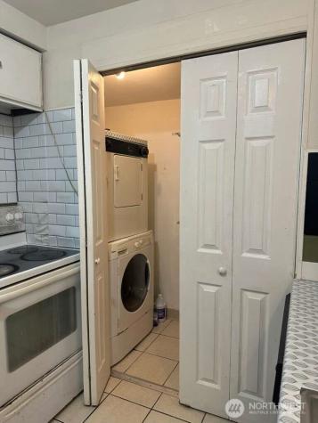 12501 SE 203 Place SE Kent WA 98031