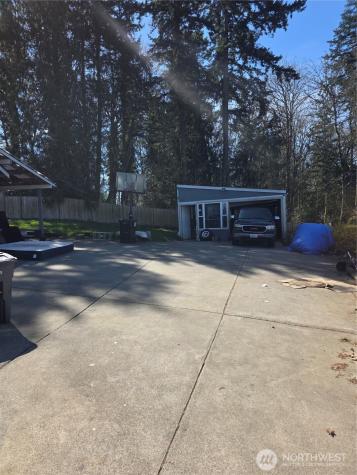 12501 SE 203 Place SE Kent WA 98031