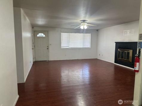 12501 SE 203 Place SE Kent WA 98031