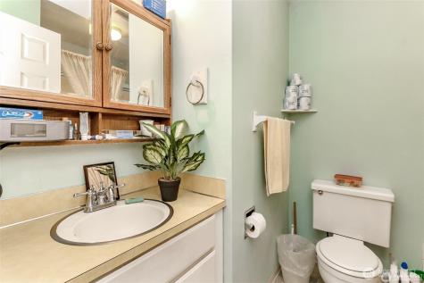 12501 SE 203 Place SE Kent WA 98031