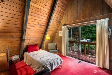 595 Race Road Coupeville WA 98239